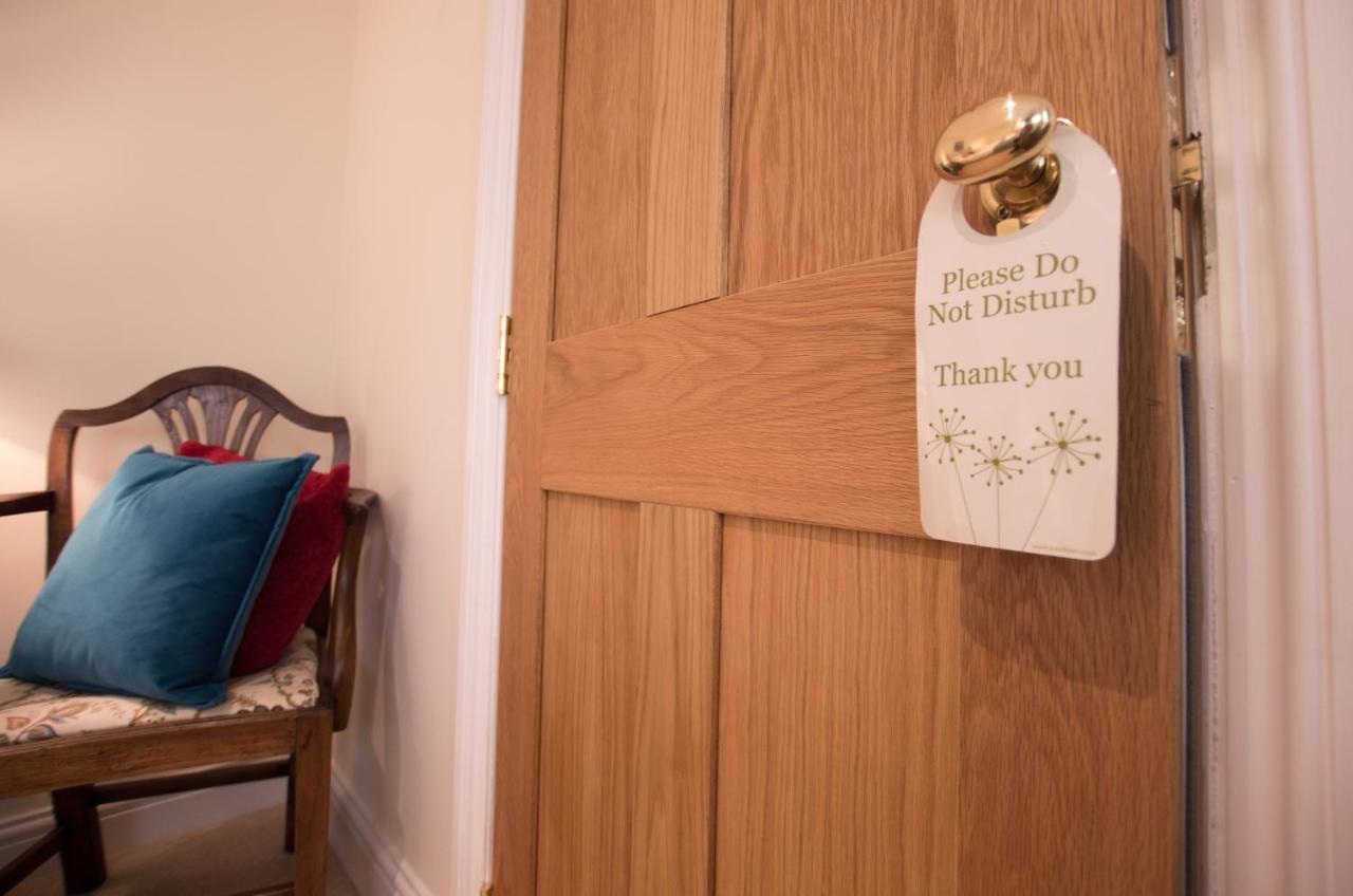 The Portland Guesthouse Челтнъм Екстериор снимка