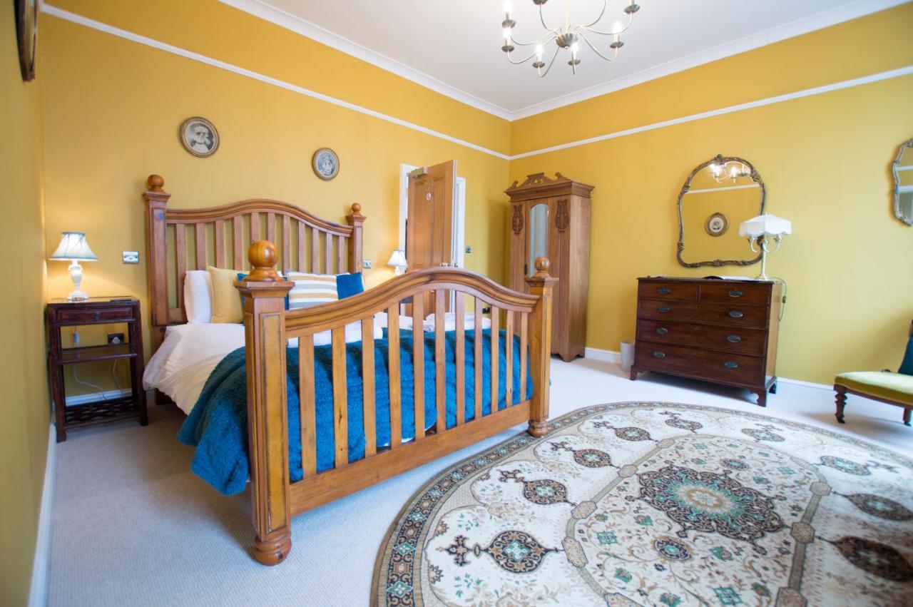 The Portland Guesthouse Челтнъм Екстериор снимка