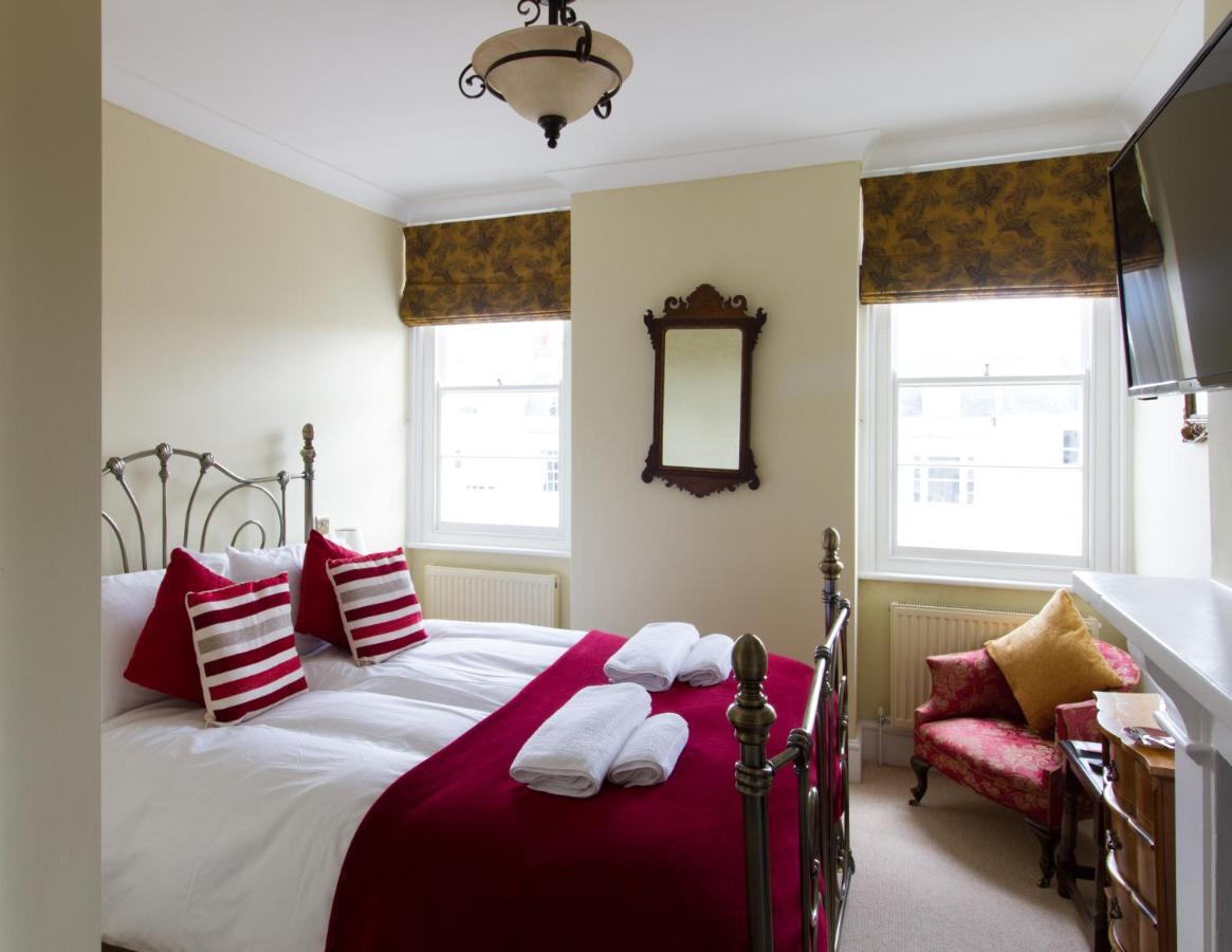 The Portland Guesthouse Челтнъм Екстериор снимка